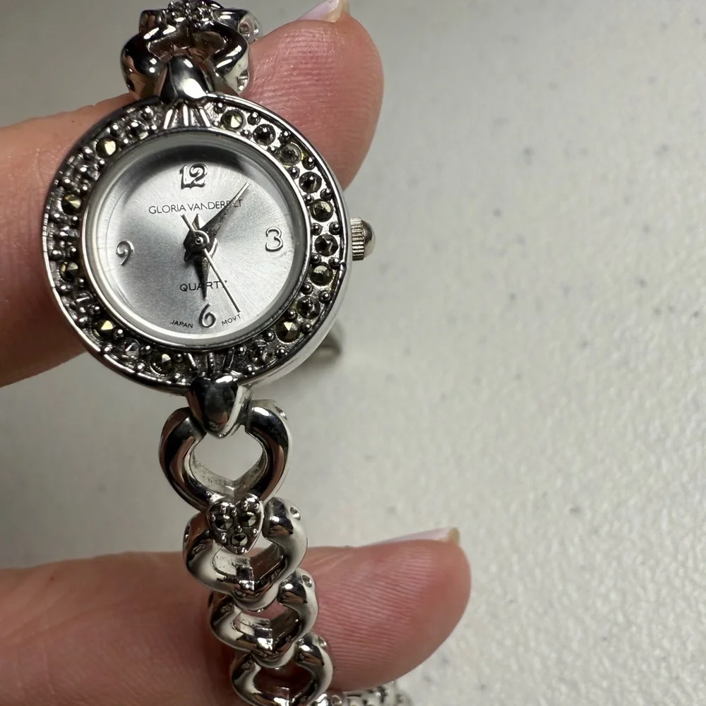 Y2K Shiny Silver Link Watch Versatile Dressy / Casual Marcasite Crystals 6 3/4”